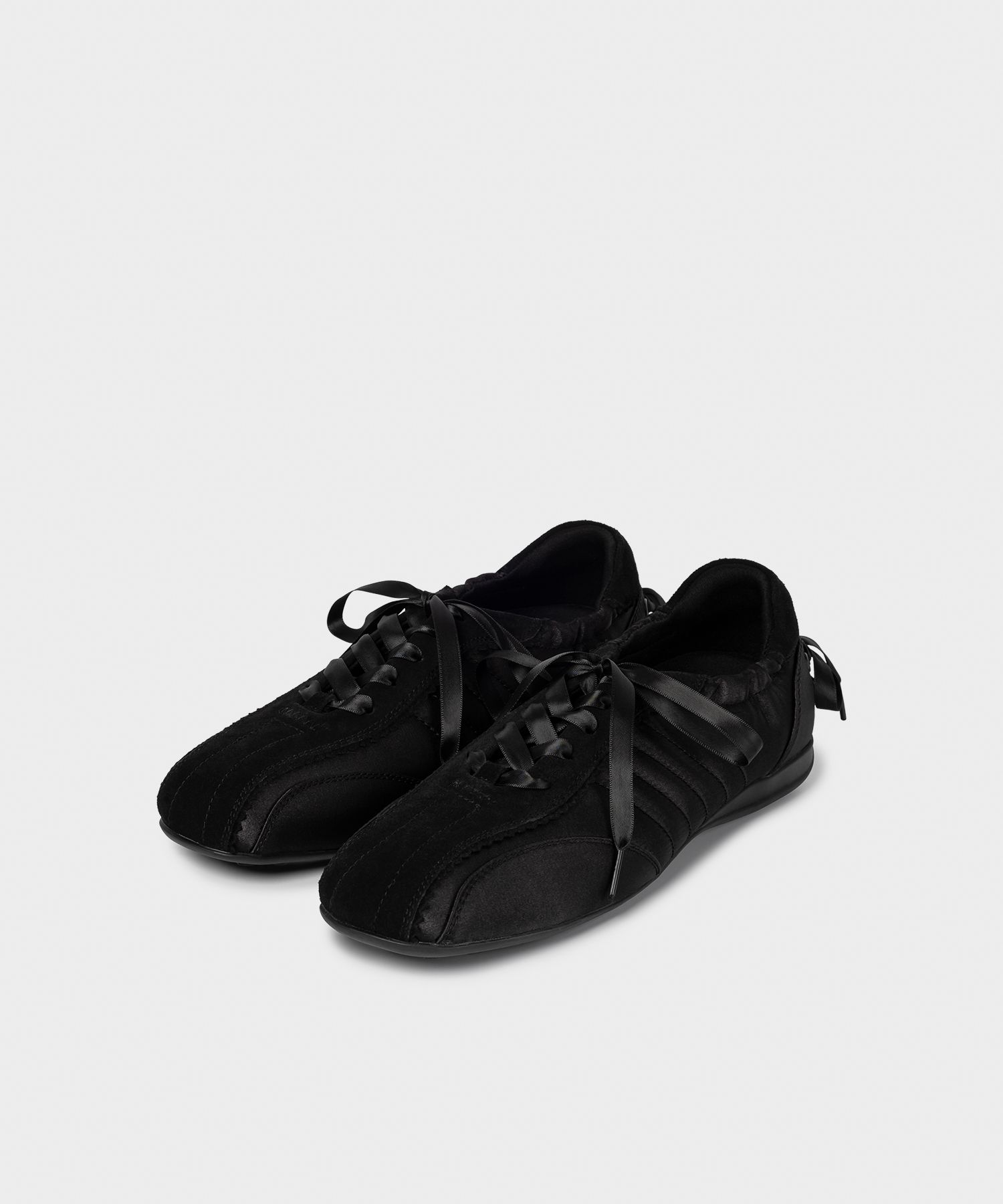 MUSINSA | KHIHO Plie back ribbon sneakers 3 colors