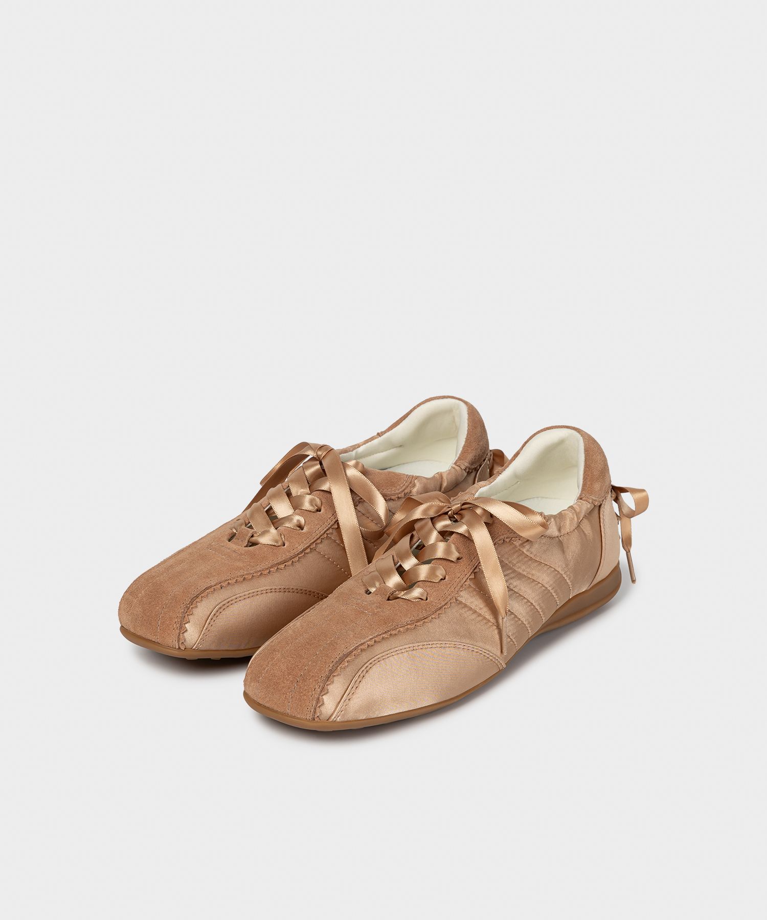 韓国大人気 【KHIHO】 PLIE BACK RIBBON SNEAKERS MUSINSA | KHIHO Plie back ribbon sneakers 3 colors