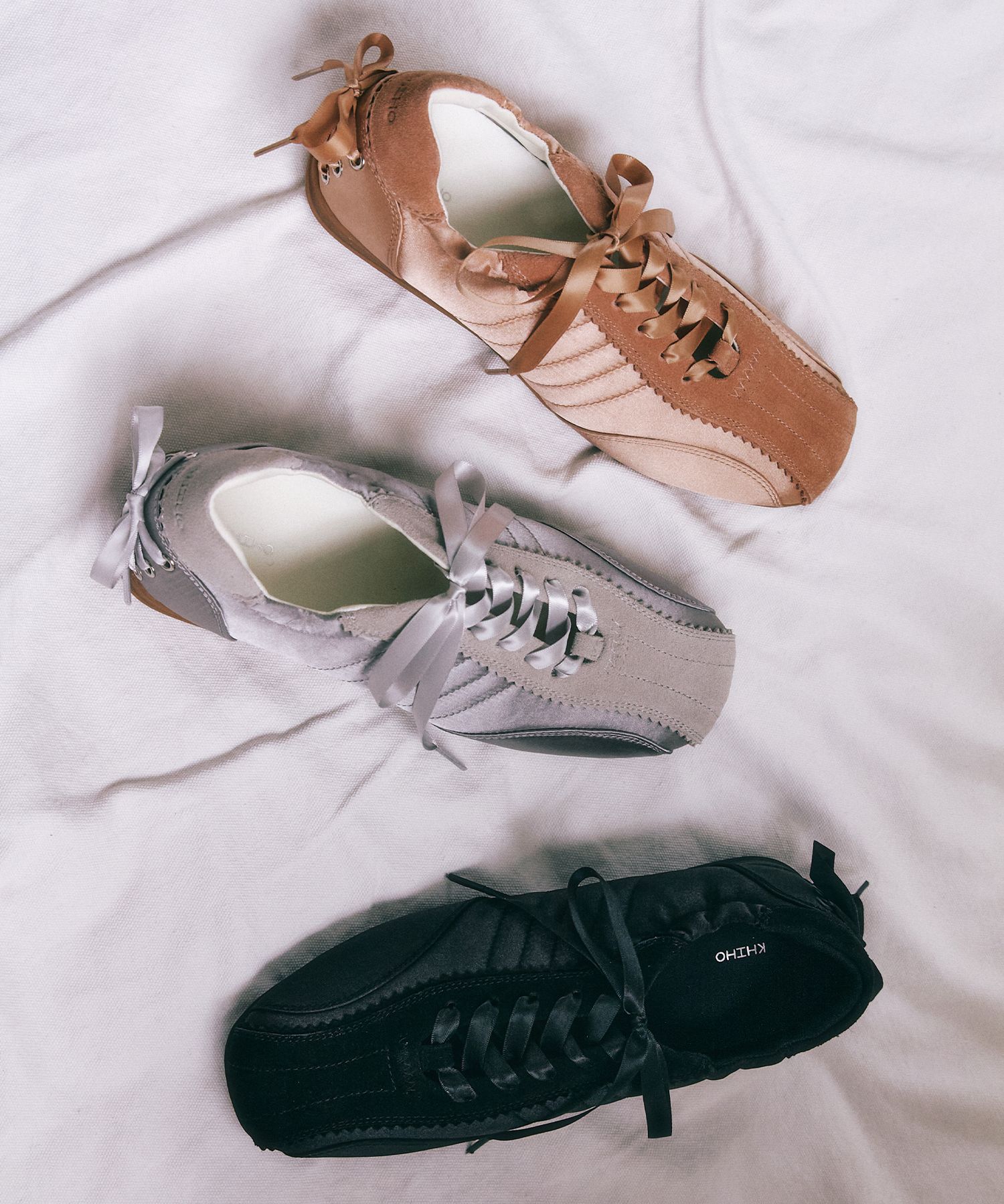 ■KHIHO■ Plie back ribbon sneakers 3color K25-SH001 MUSINSA | KHIHO Plie back ribbon sneakers 3 colors