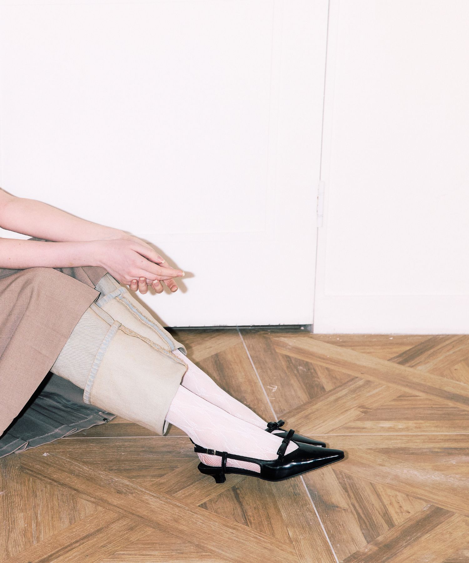 【KHIHO】TIPI RIBBON SLINGBACKS ★韓国人気★ 追跡付 KHIHO | KHIHO 2025 SPRING SUMMER COLLECTION 𖣬 Everlasting