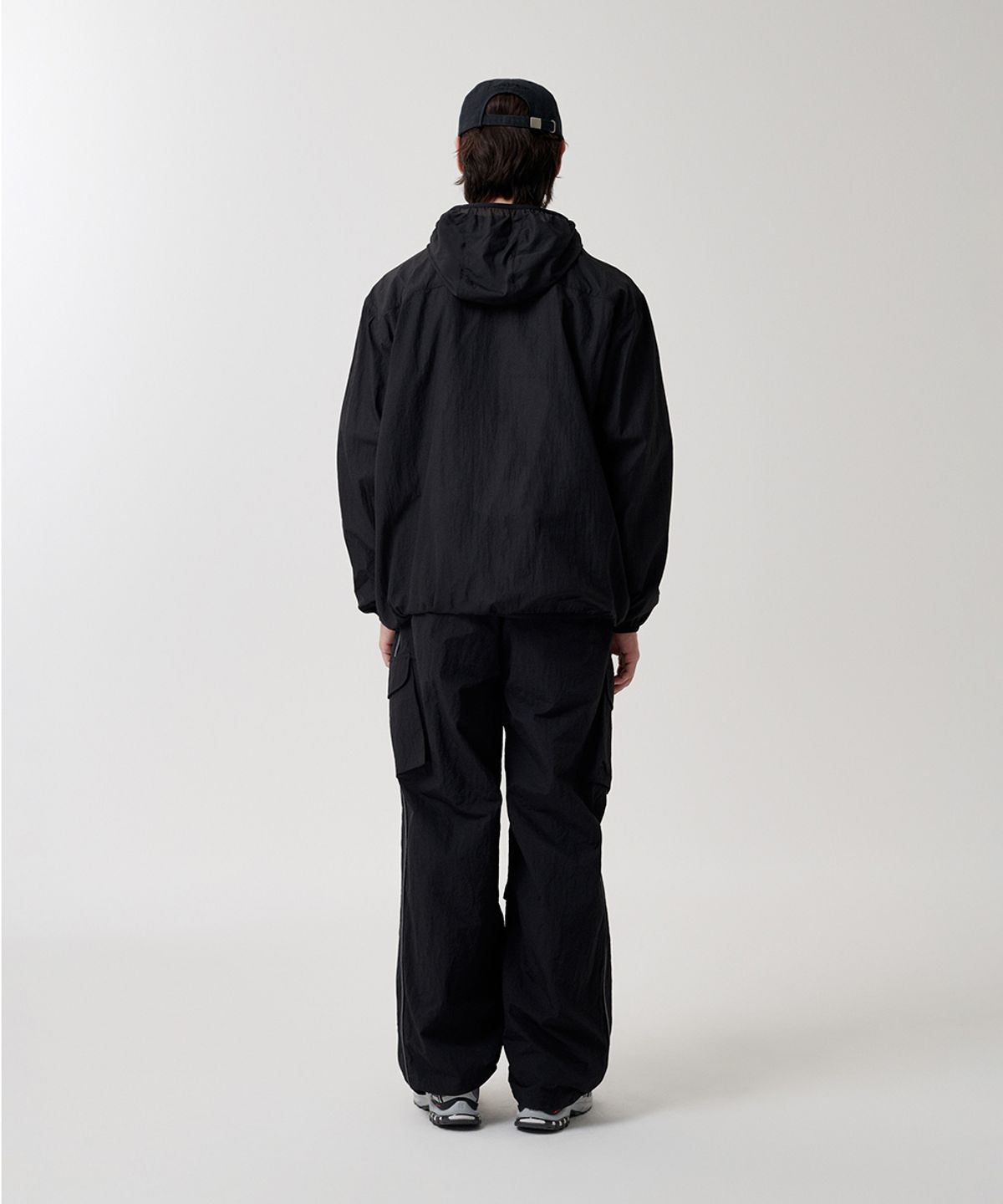 마하그리드(MAHAGRID) ECLIPSE NYLON WINDBREAKER BLACK(MG2FSMB965A)