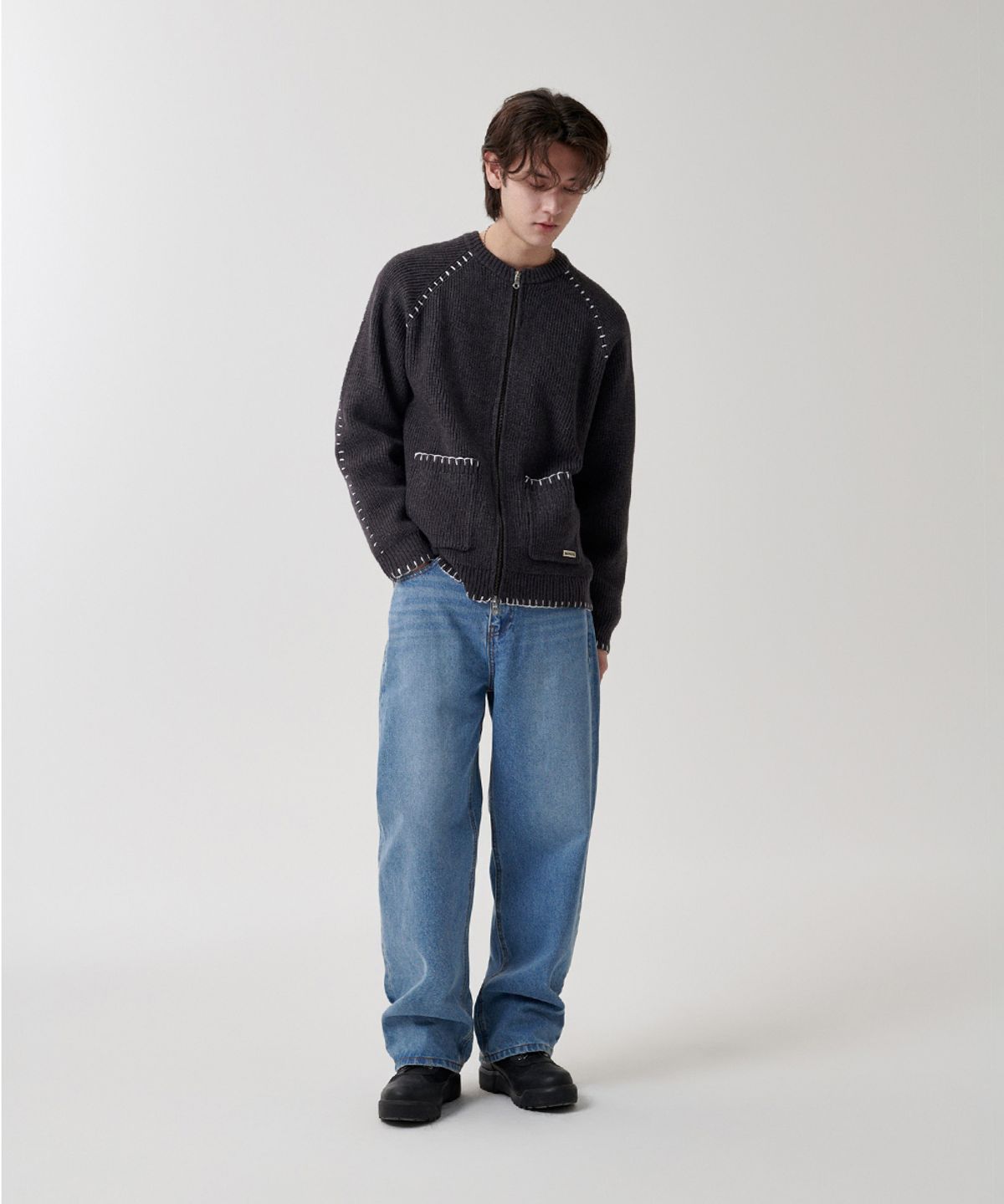 마하그리드(MAHAGRID) STITCH ZIP-UP KNIT CHARCOAL(MG2FSMK680A)