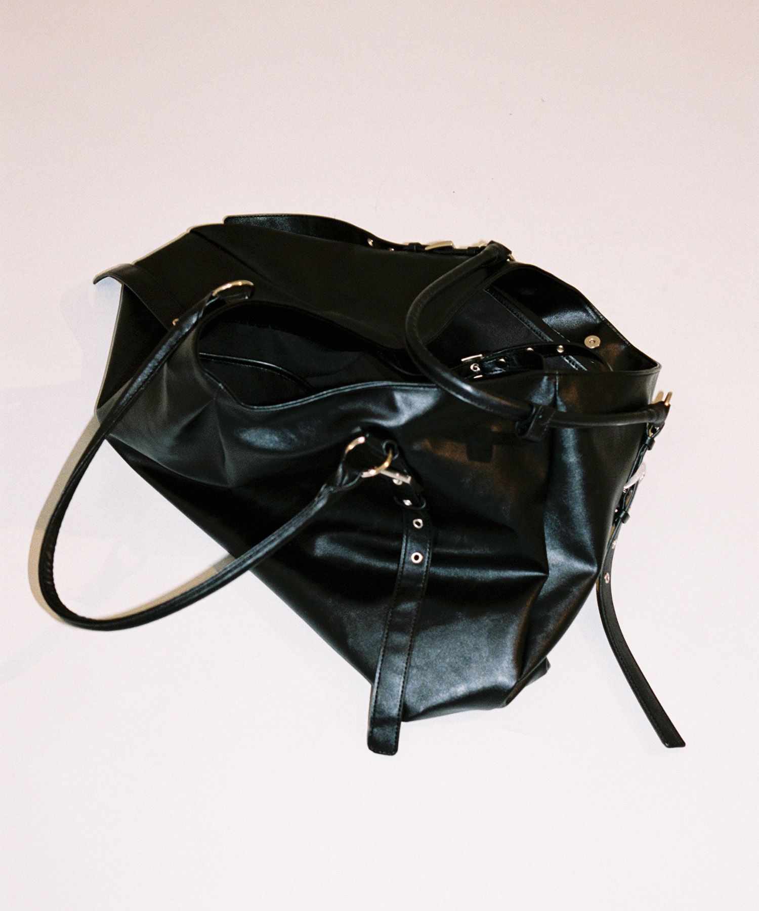 MUSINSA | YEOMIM trapez bag (black)