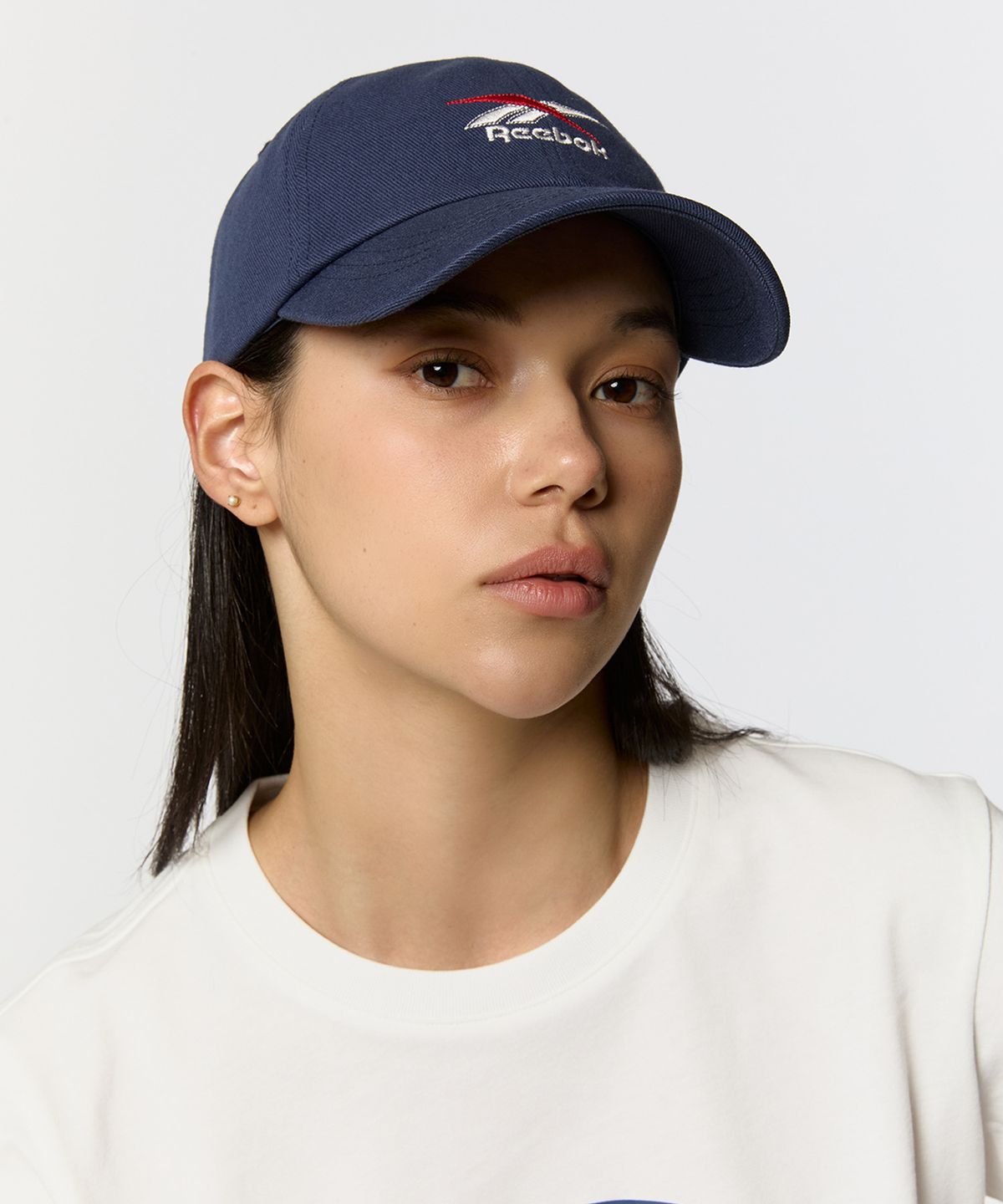 리복(REEBOK) 벡터 로고 볼캡 - 네이비