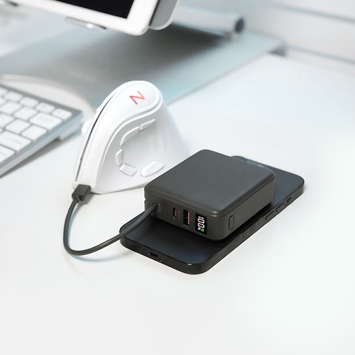 엔보우(NBOW) 맥세이프 고속 무선충전 10000mAh 보조배터리 M20