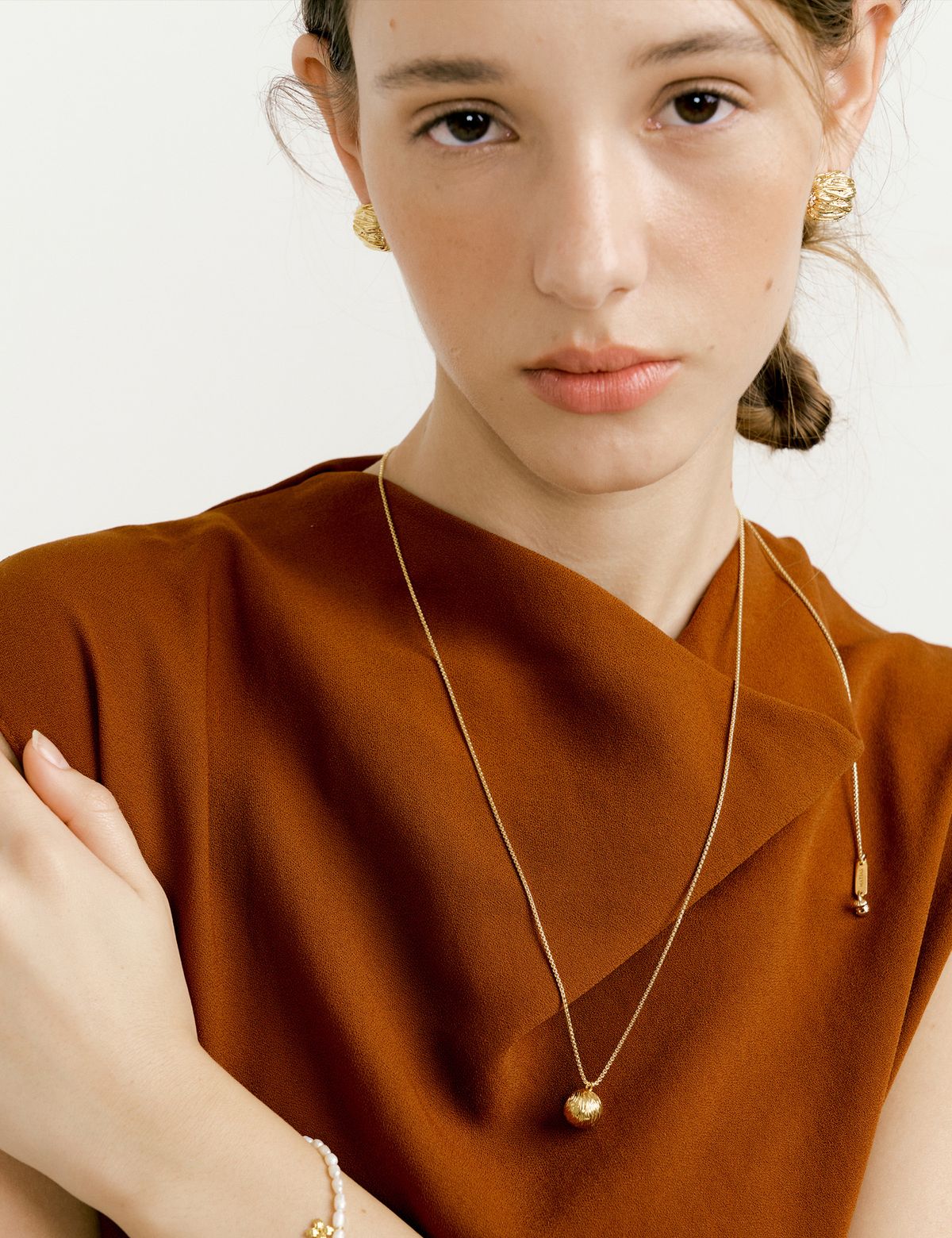 마티아스(MATIAS) Almond Necklace (Gold)