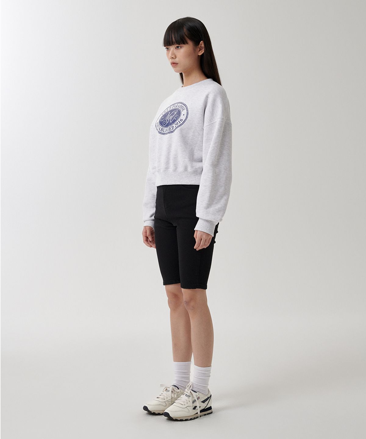 마하그리드(MAHAGRID) CLUB PARADISE CROP SWEATSHIRT LIGHT GREY(MG2FSFM449A)