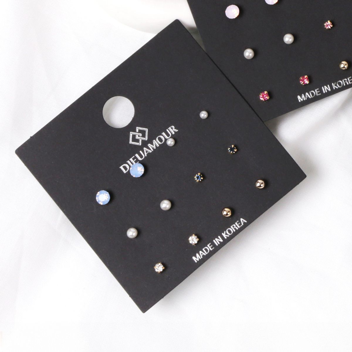 디유아모르(DIEUAMOUR) [12PACK] 데일리큐빅진주(블루) 레이어드 귀걸이세트