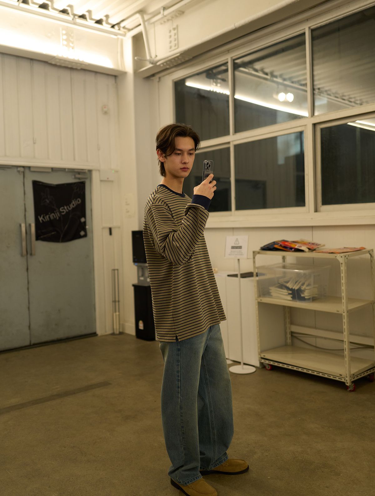 제너럴아이디어(GENERALIDEA) UNISEX 베이직 스트라이프 롱 슬리브 티 [OLIVE] / SBE1U01005