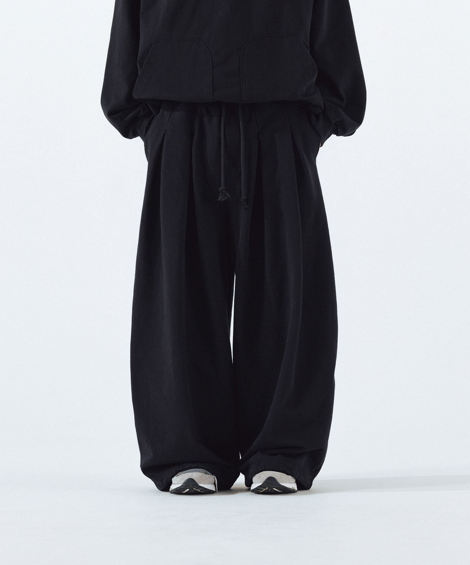 【ANGLAN】Side Tuck Napping Jogger Sweat Pants Classic Boyfriend Jogger – Z SUPPLY