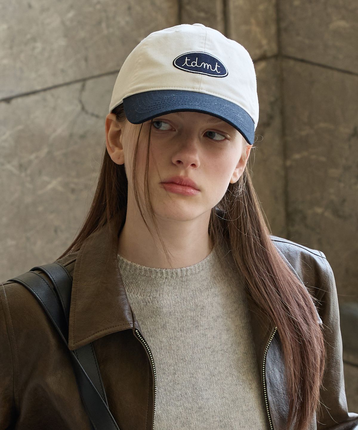 튜드먼트(TTUDEMENT) COLOR BLOCK LOGO BALL CAP IVORY