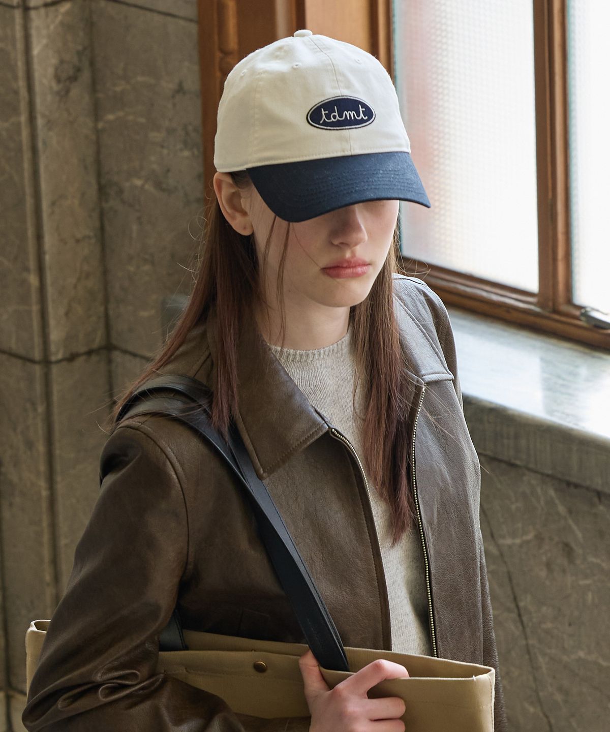 튜드먼트(TTUDEMENT) COLOR BLOCK LOGO BALL CAP IVORY