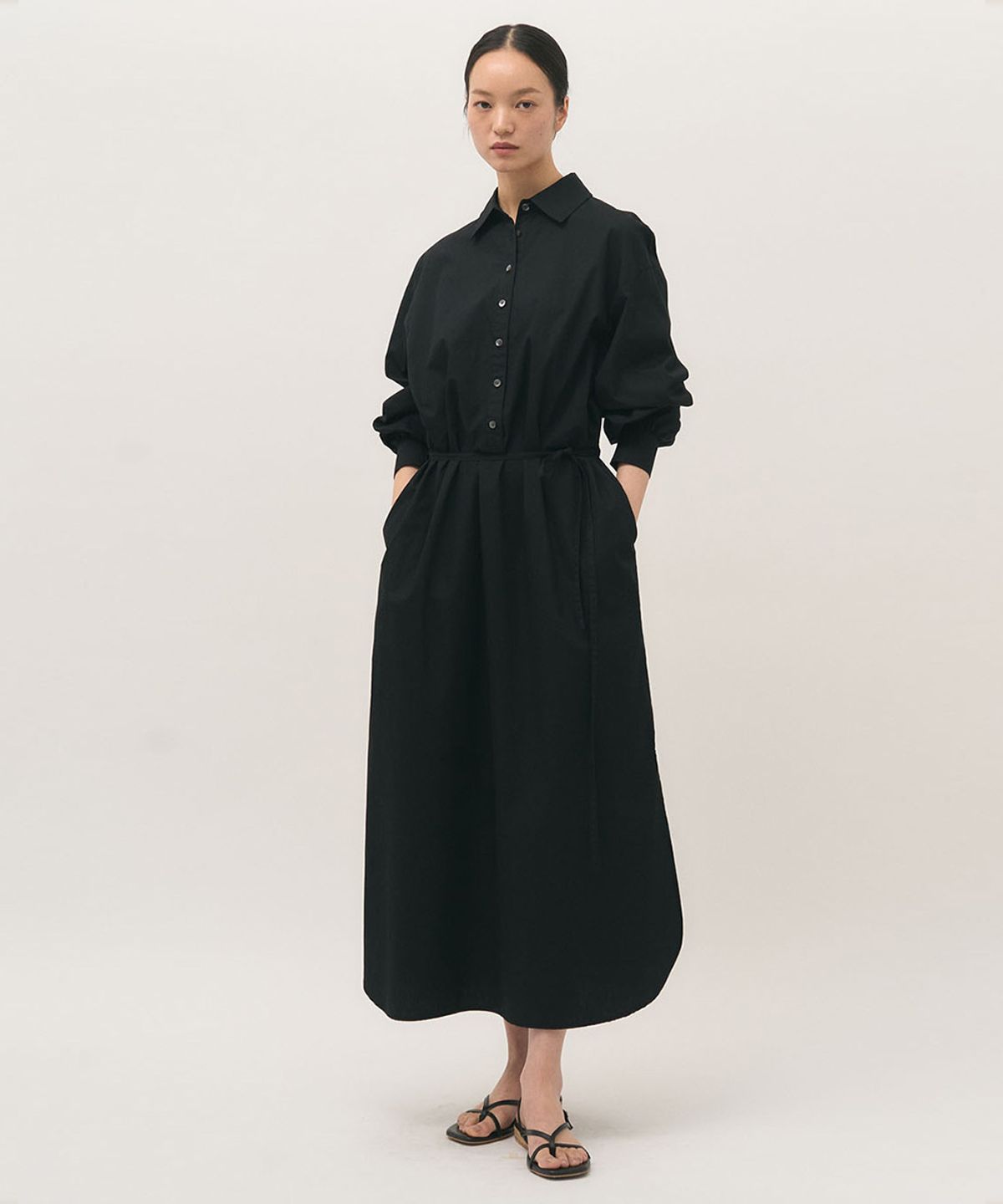 러프사이드 화이트라벨(ROUGH SIDE WHITE LABEL) Natural Shirt Dress Crow