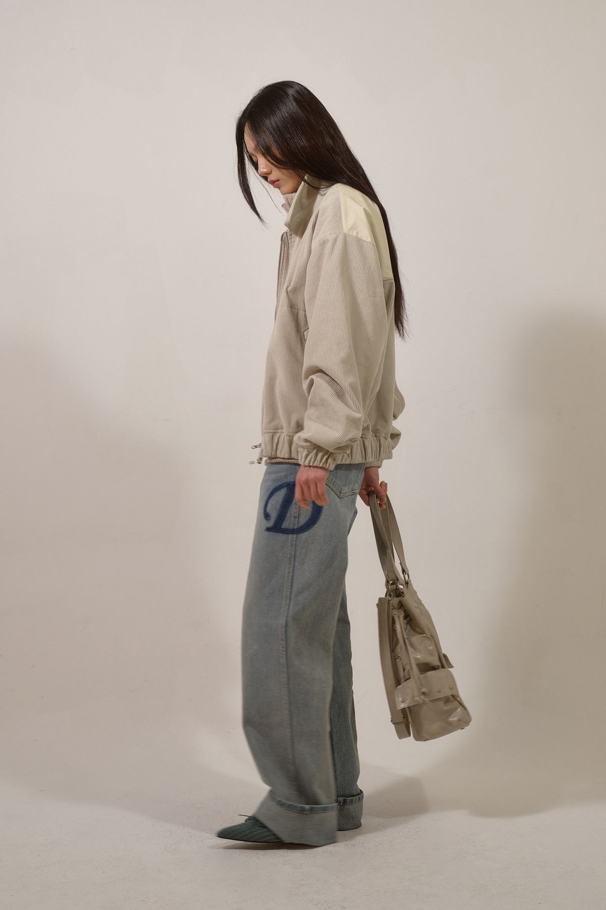 다이닛(DEINET) D & FRIENDS CORDUROY VARSITY JACKET IN IVORY