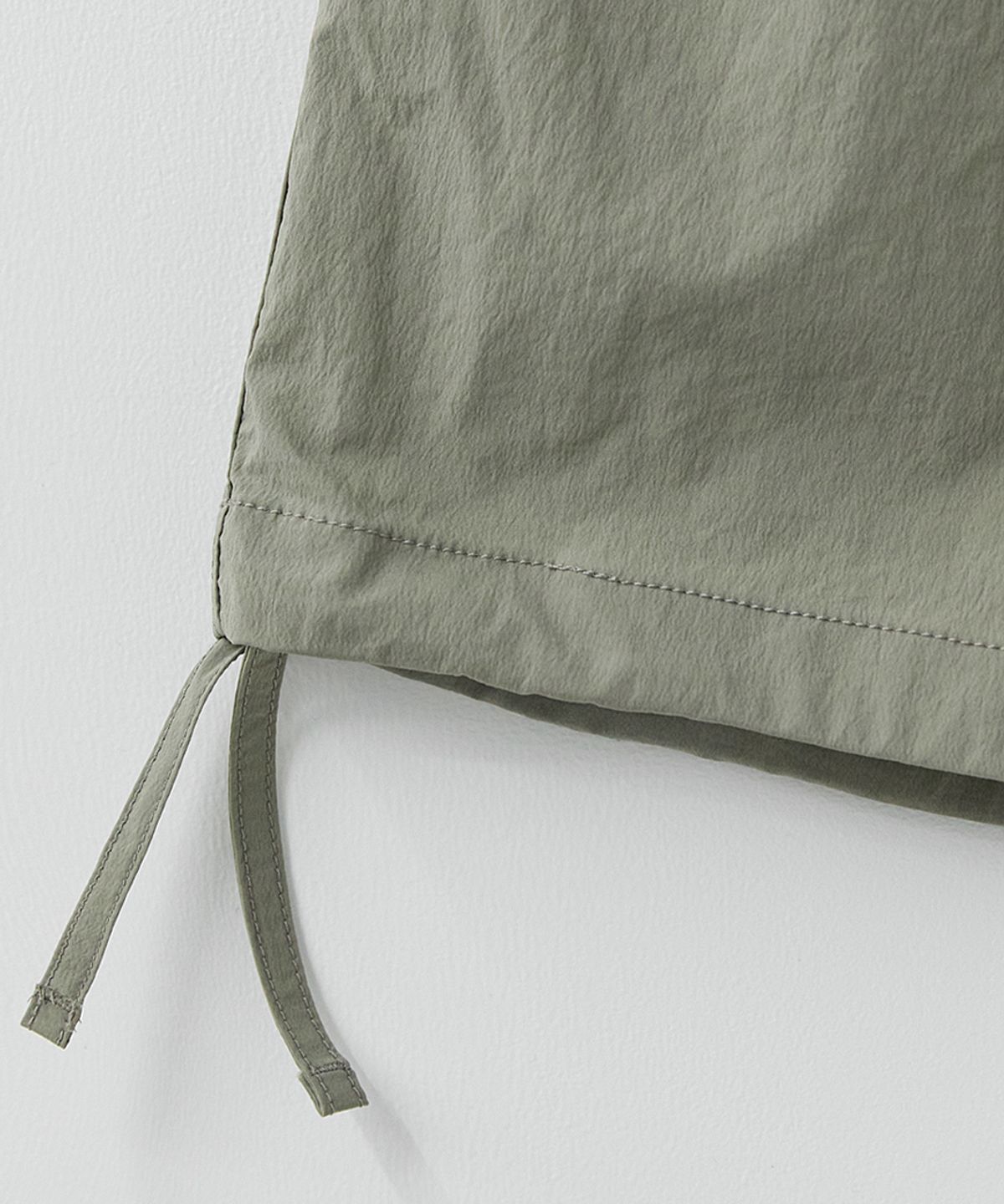 러프사이드(ROUGHSIDE) Easy Para Pants Sage