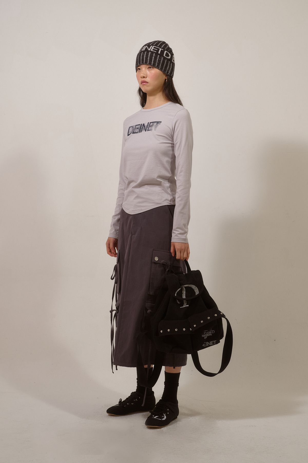 다이닛(DEINET) STRING POINT CARGO SKIRT IN CHARCOAL