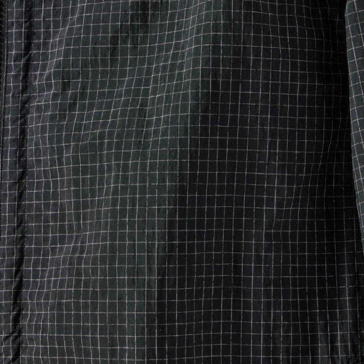 브롬톤 런던(BROMPTON LONDON) SLEEVES CHEQUERED HOOD JUMPER - BLACK (P251UJP103)