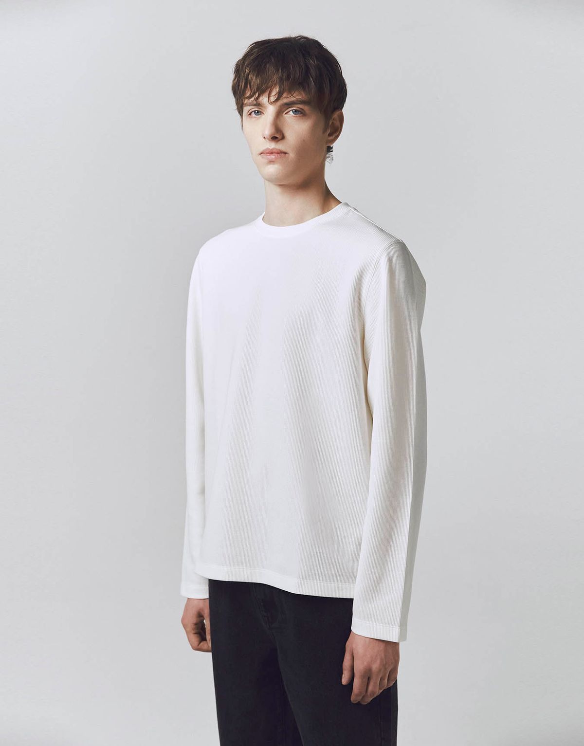 컨셉원(CONCEPTS1ONE) 텍스쳐드 크루넥 긴팔티 10025503/025503 [2color]