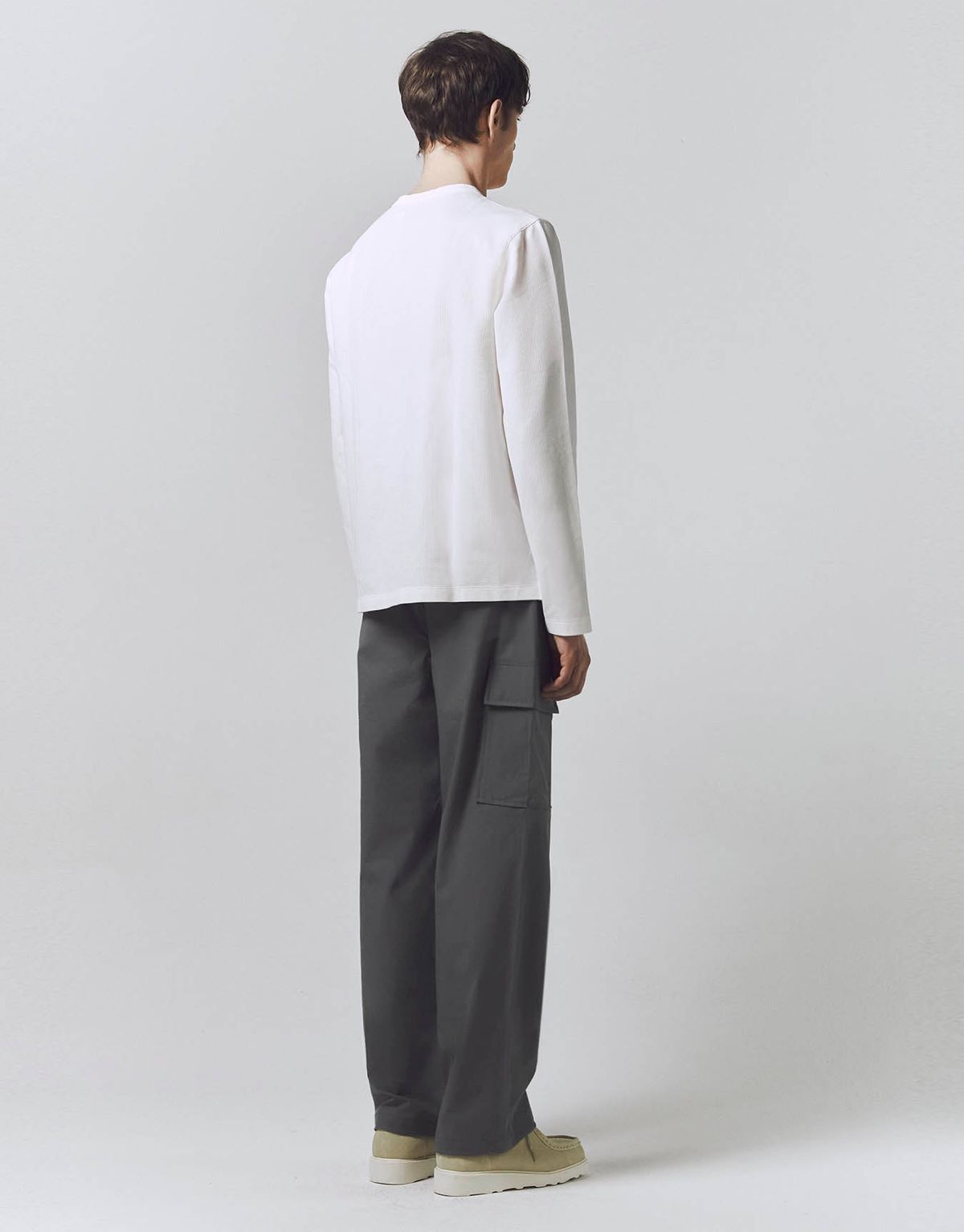 컨셉원(CONCEPTS1ONE) 텍스쳐드 헨리넥 긴팔티 10025504/025504 [2color]
