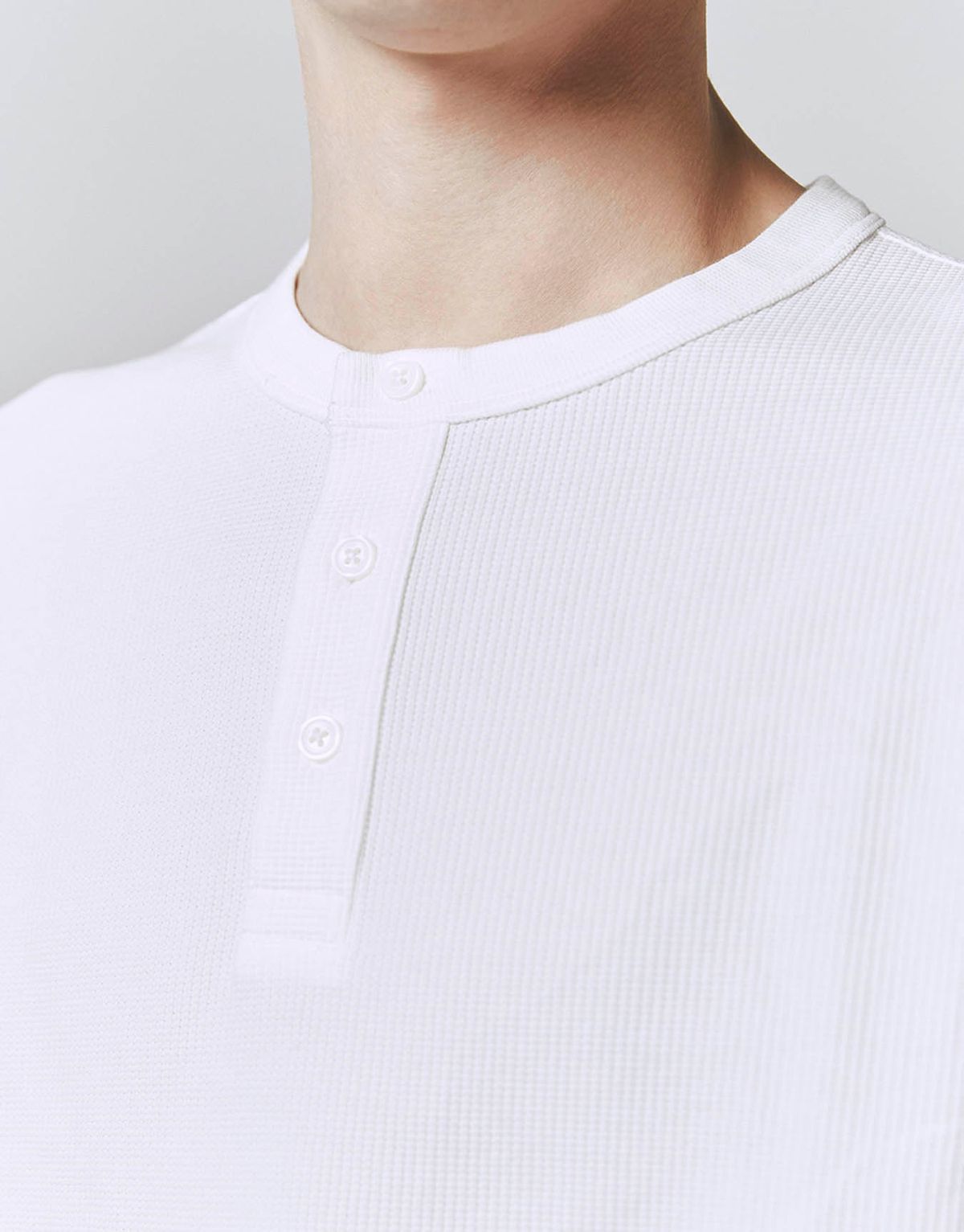 컨셉원(CONCEPTS1ONE) 텍스쳐드 헨리넥 긴팔티 10025504/025504 [2color]