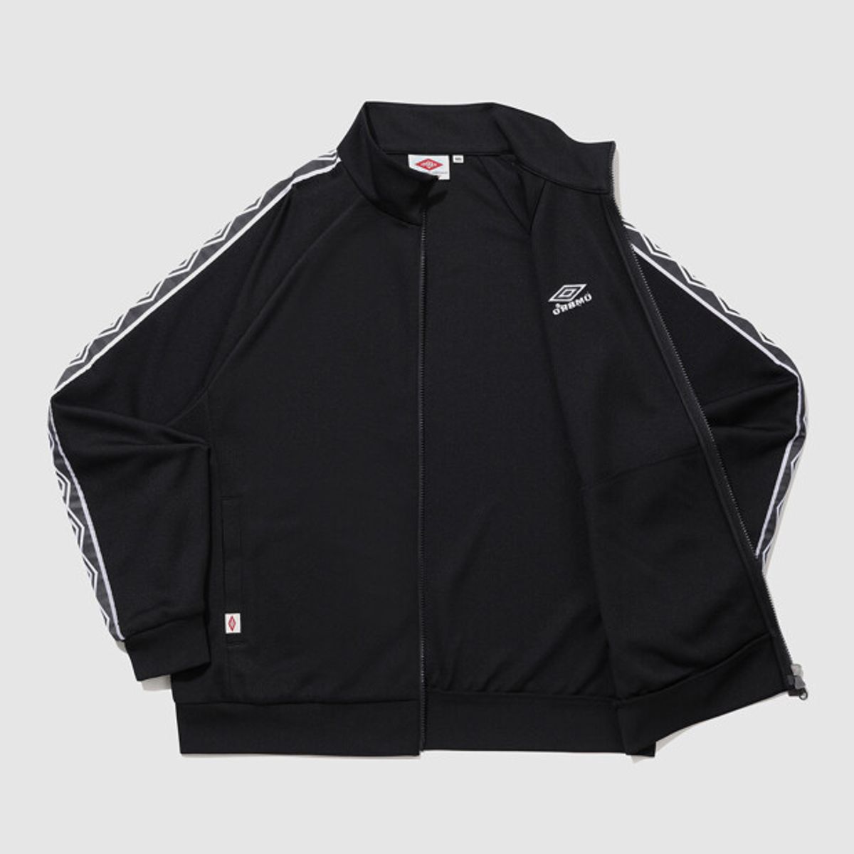 엄브로(UMBRO) HBL 사이드 다이아 트랙 자켓 블랙(UQ123CFT21)