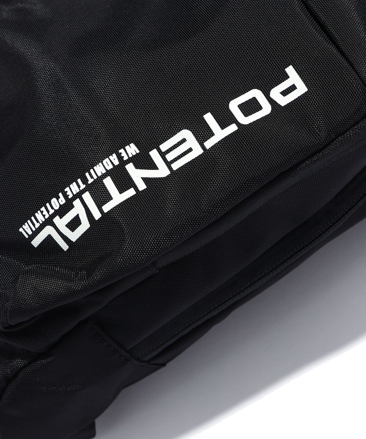 벙커버스터(BUNKERBUSTER) 포텐셜 슬링백 BLACK (MQ5BU583-076)