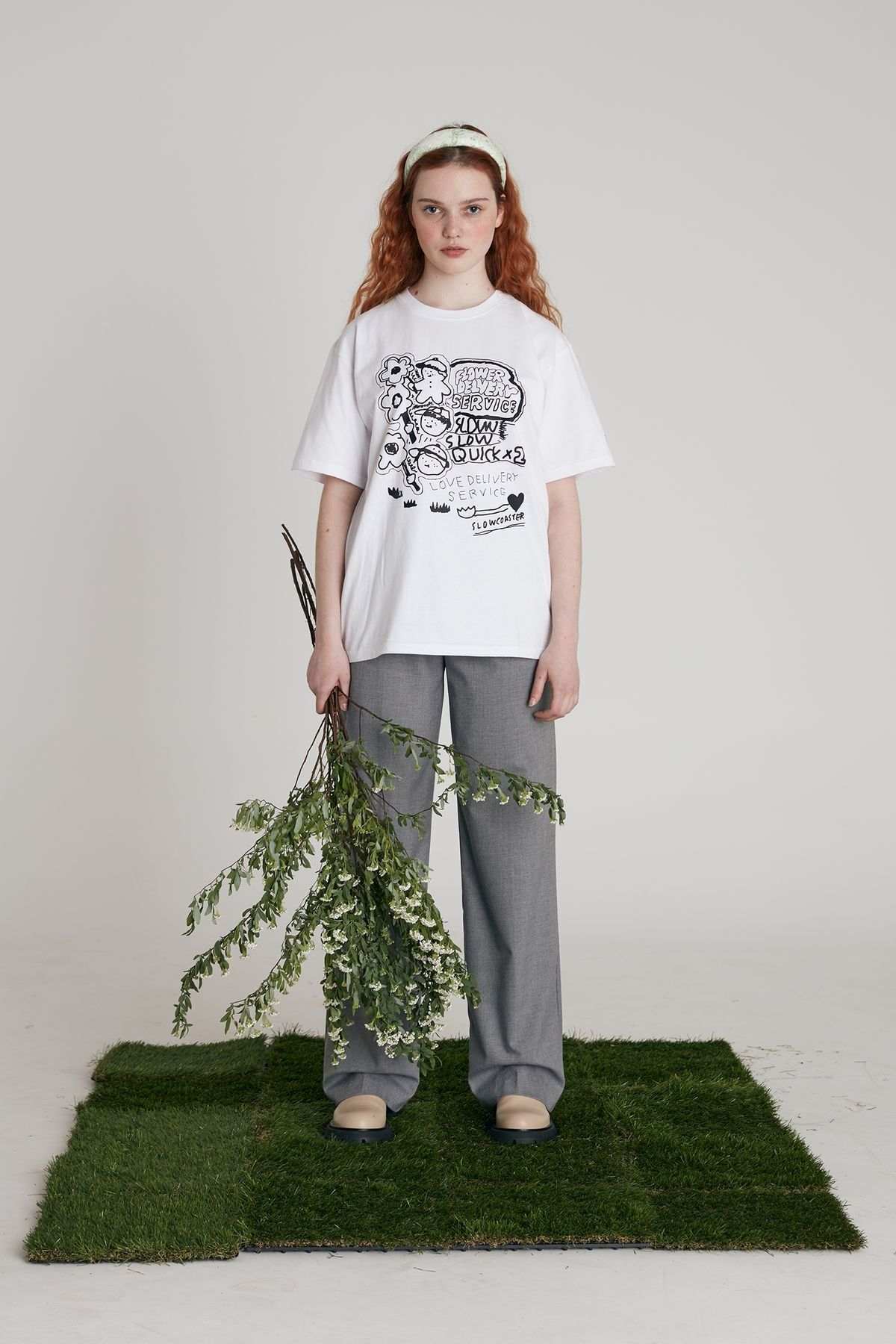 슬로코스터(SLOWCOASTER) DELIVERY TEAM SHORT SLEEVES White