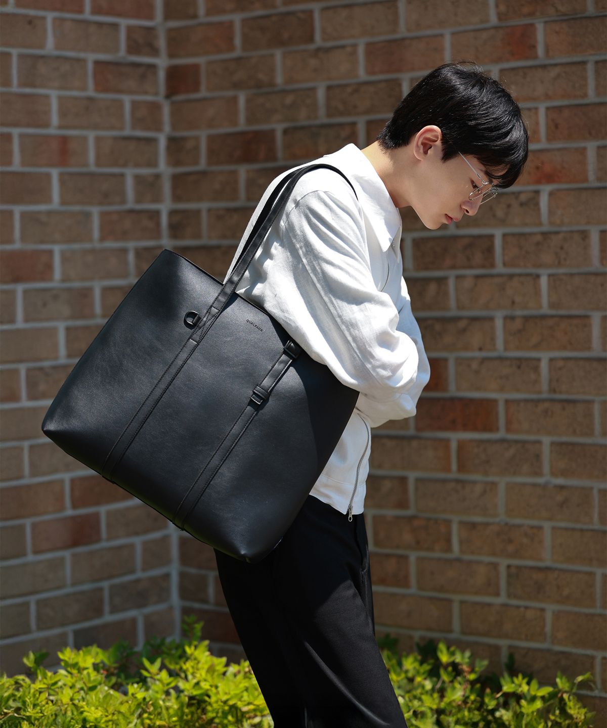 퀄팩(QUALPACK) 에센셜 토트백 303 블랙