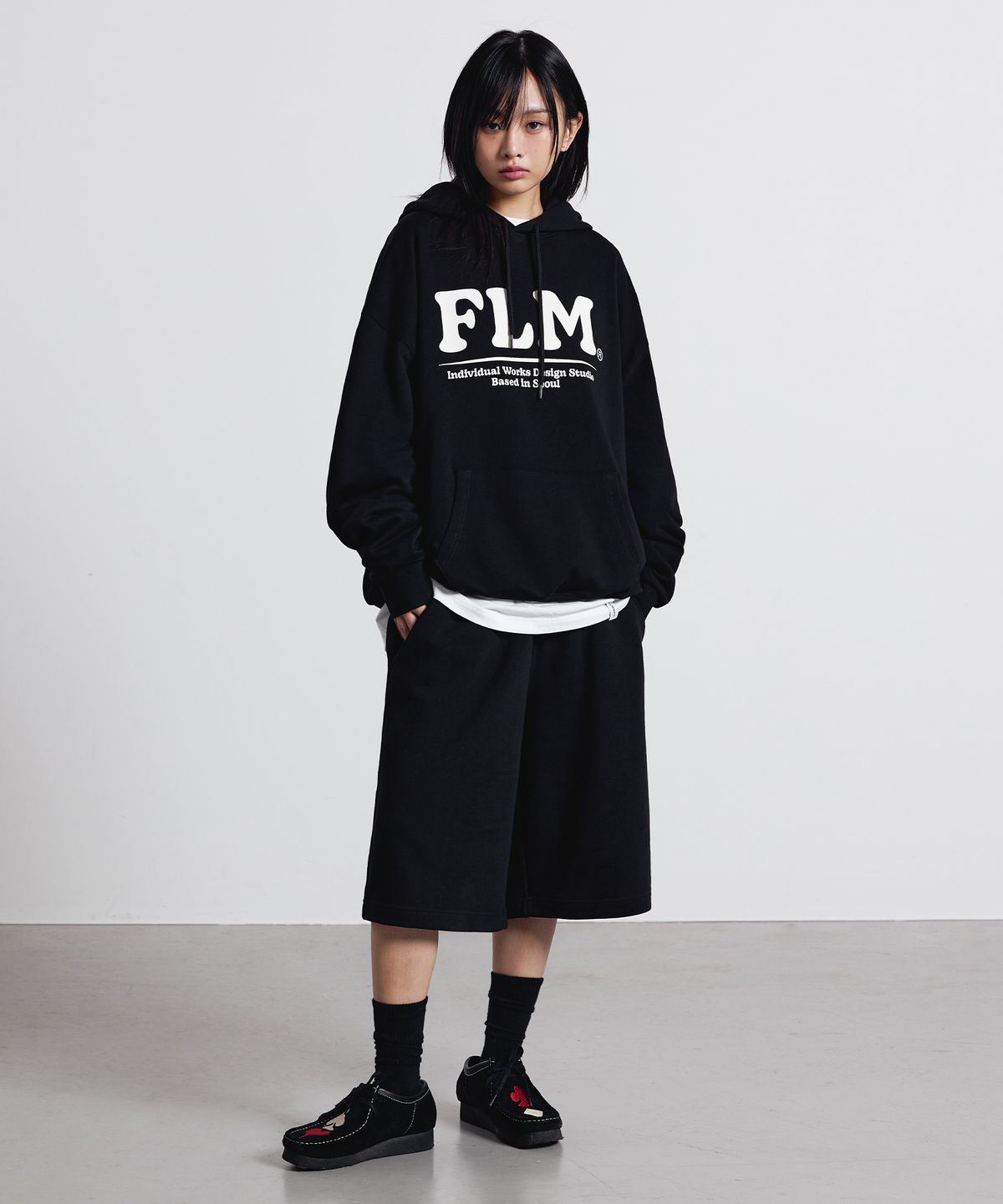 필루미네이트(FILLUMINATE) FLM 빅 로고 후디-스카이블루