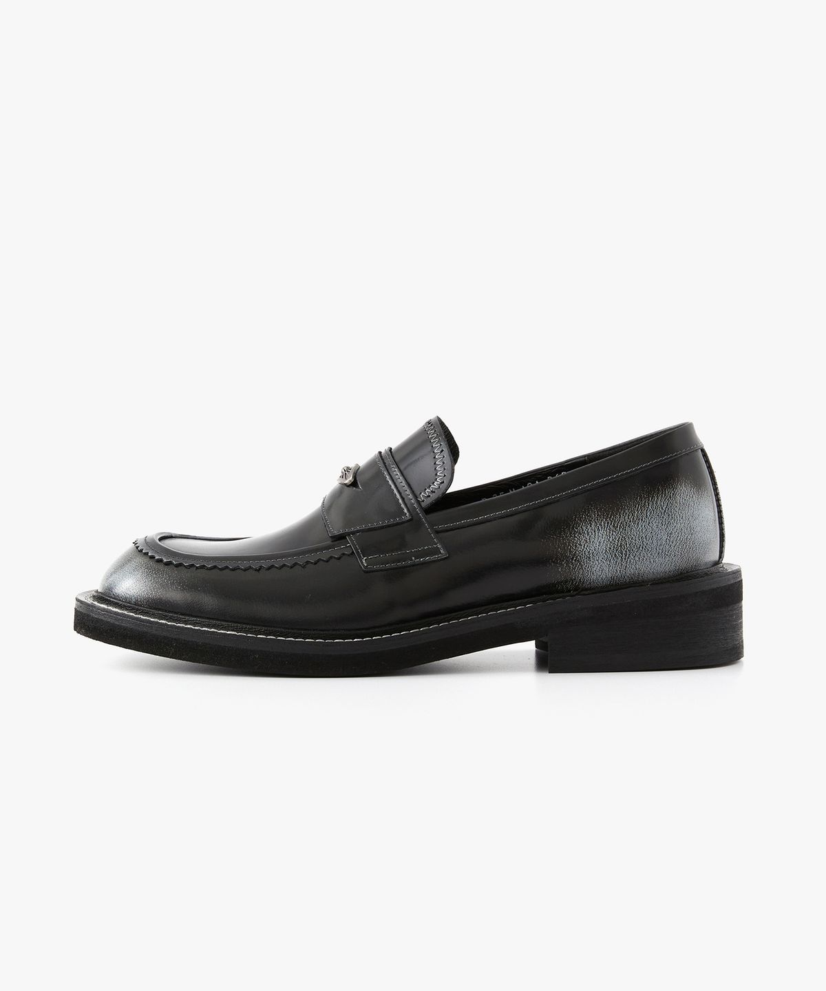 로맨틱무브(ROMANTIC MOVE) 하프문 레더 로퍼 R25M101 (AD그레이)