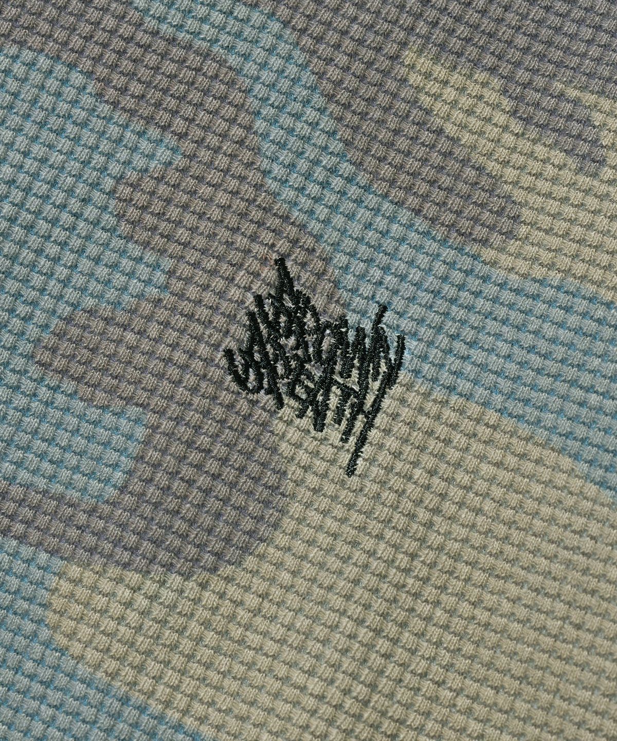 브라운브레스(BROWNBREATH) TAG CAMOUFLAGE WAFFLE LONGSLEEVE - KHAKI