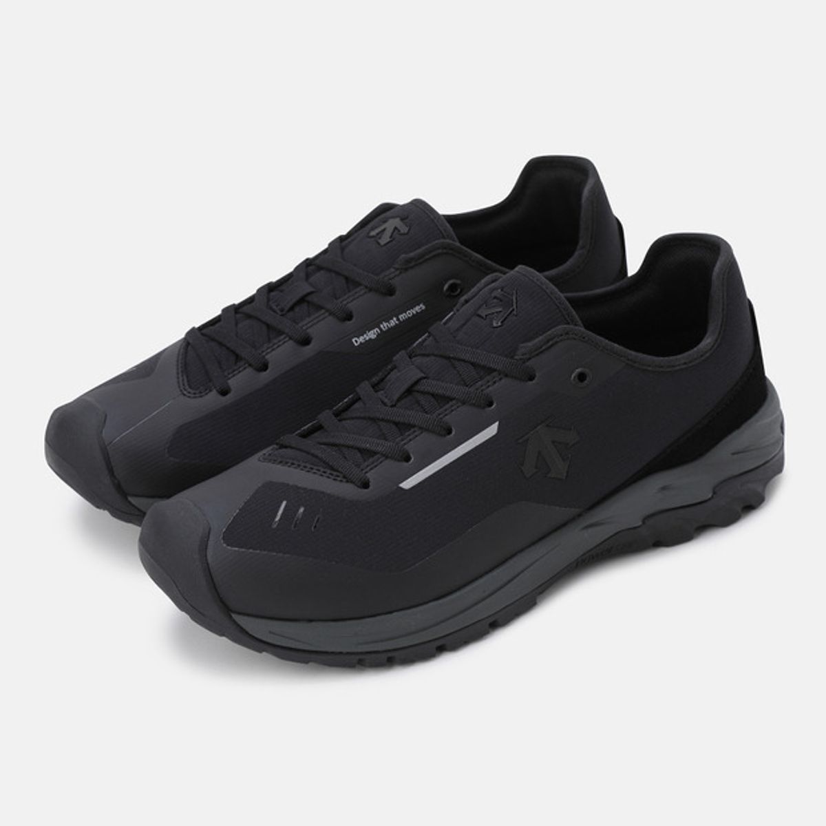 데상트(DESCENTE) 어반 T450 V2 어반 블랙(SQ123LCR32)