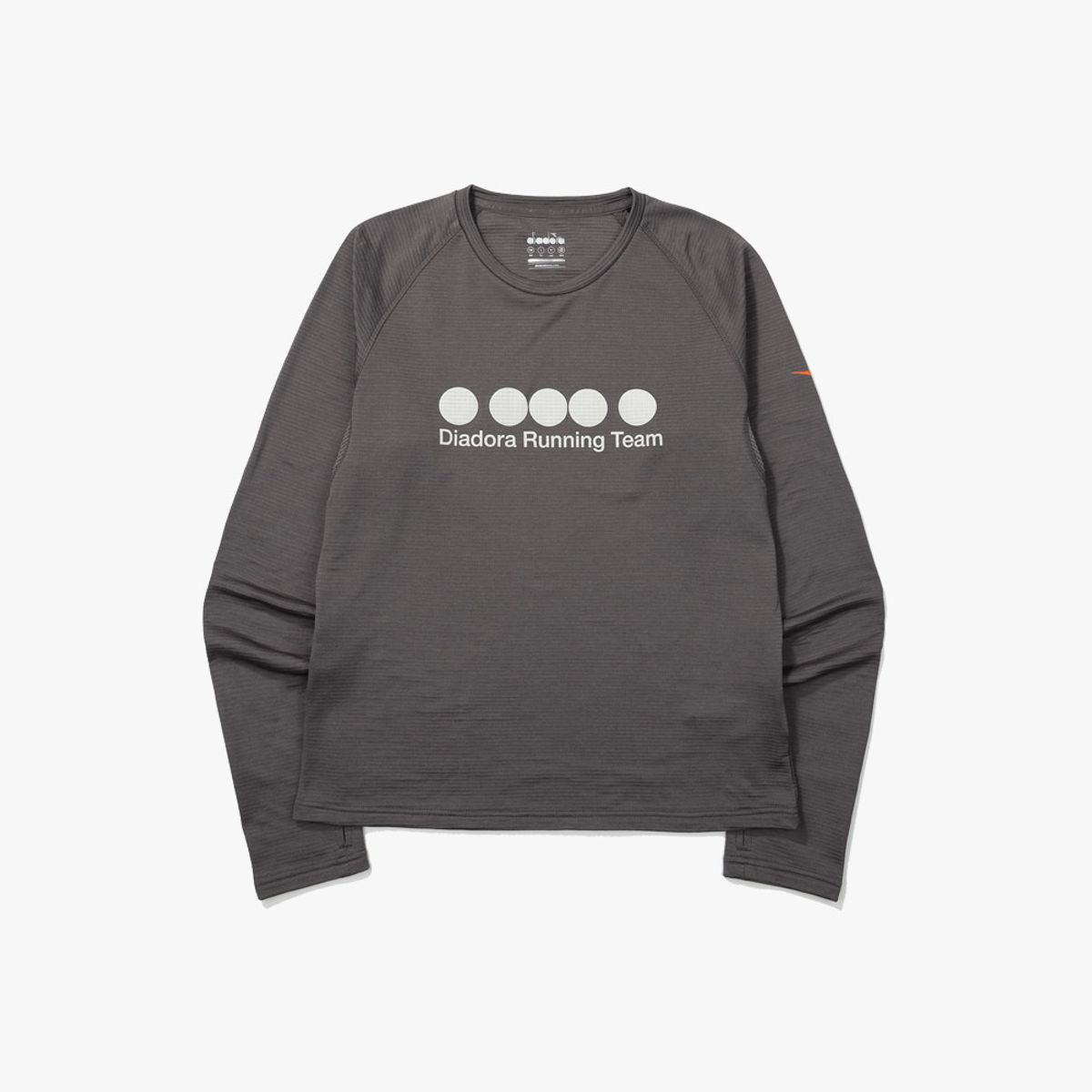 디아도라(diadora) 써마플로우 러닝 긴팔 티셔츠 GREY