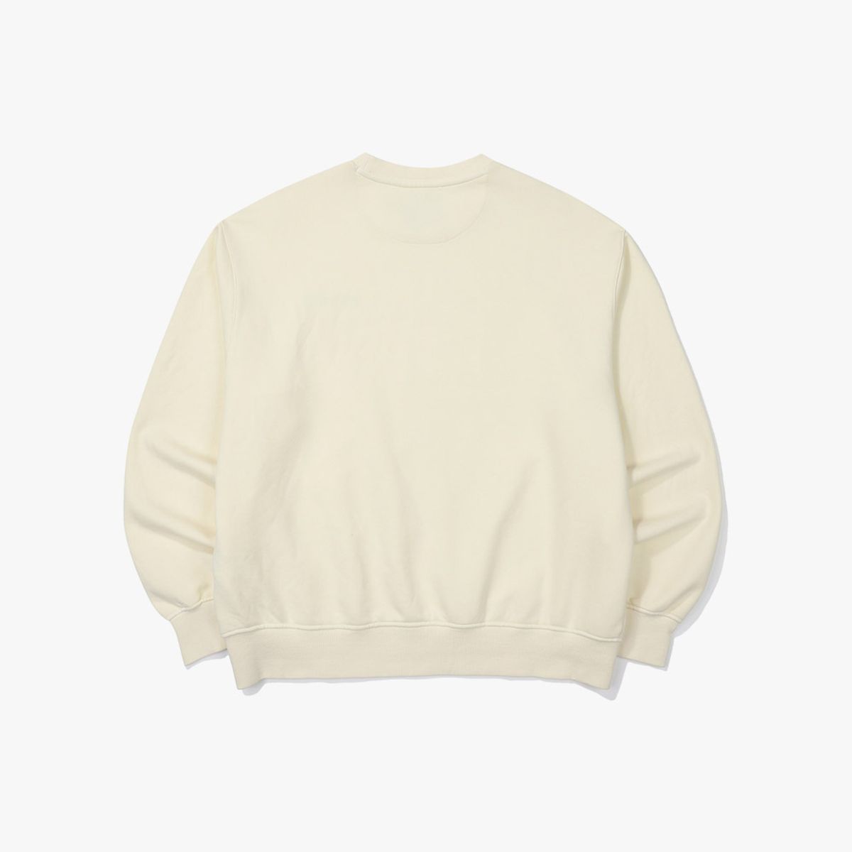 디아도라(diadora) 가먼트다잉 맨투맨 IVORY