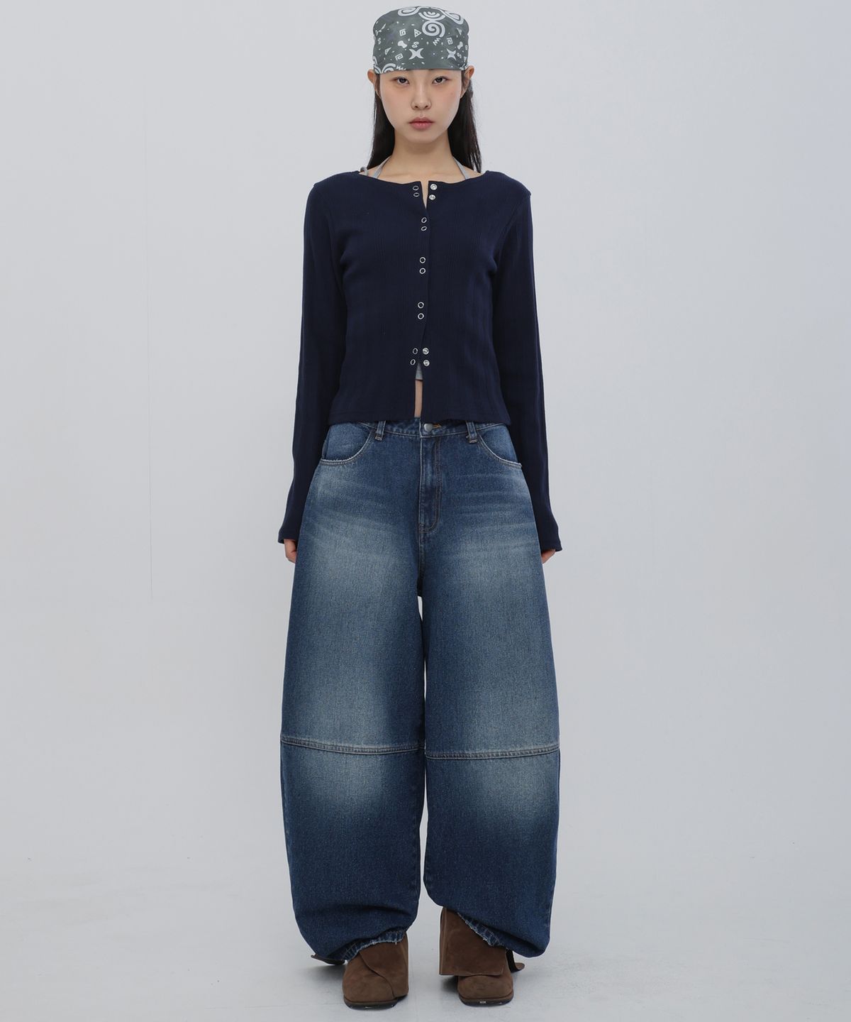칙스(CHICKS) 스냅 가디건 네이비