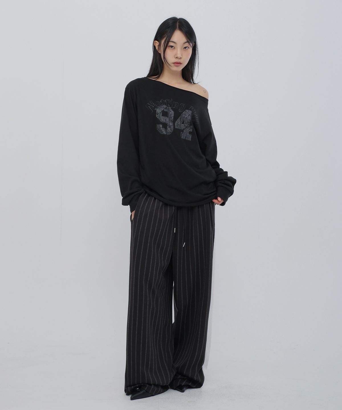 칙스(CHICKS) 노팅힐 페미닌 원숄더 롱 슬리브 (3Color)