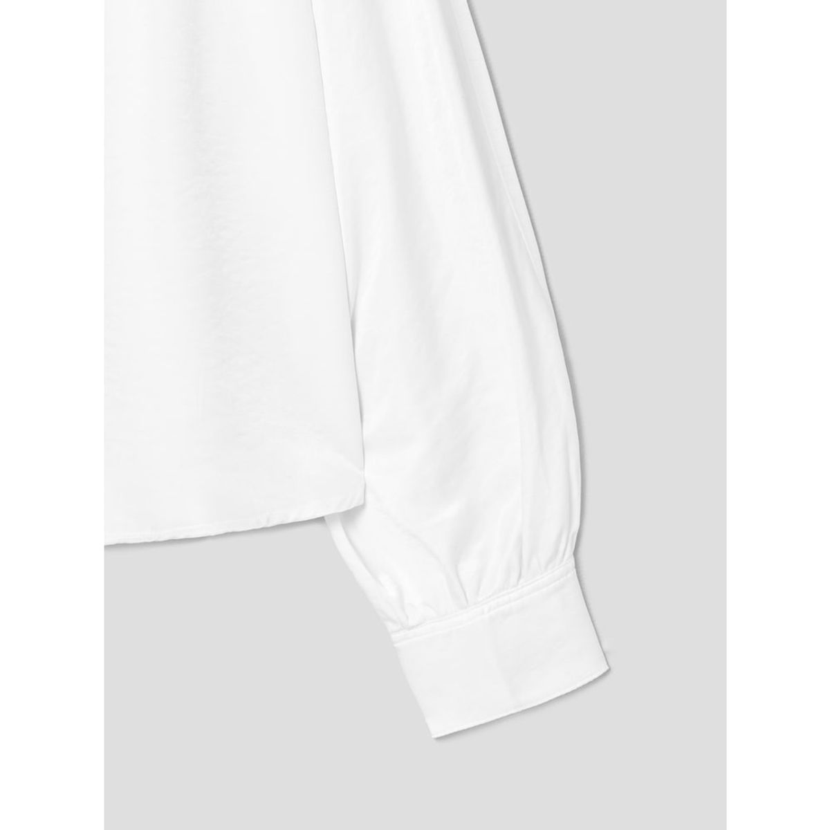 에잇세컨즈(8SECONDS) 버튼 포인트 블라우스  화이트