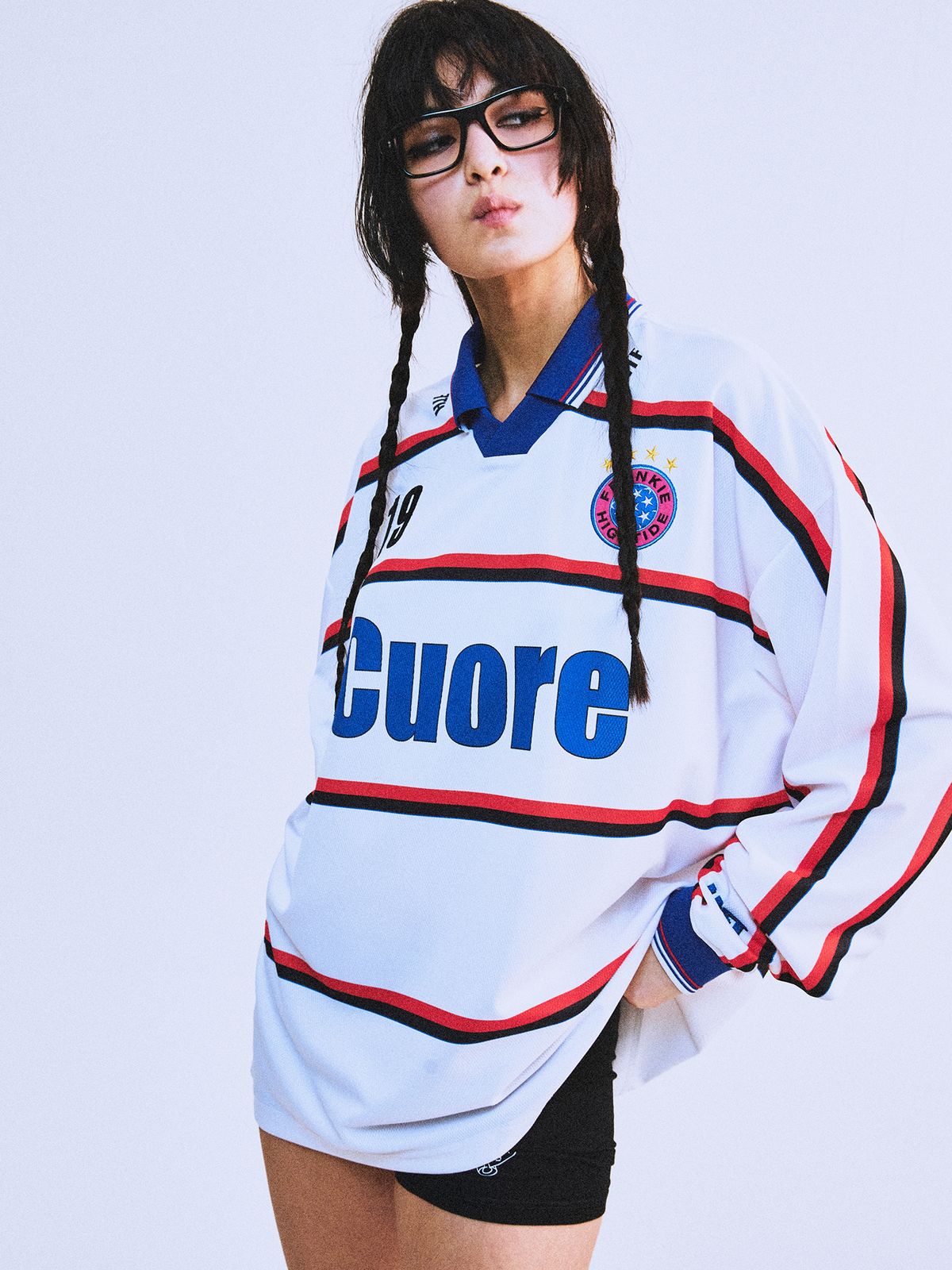 하이타이드 프랭키(HIGHTIDEFRANKIE) CUORE CHE BATTE LONG SLEEVE FOOTBALL JERSEY WHITE