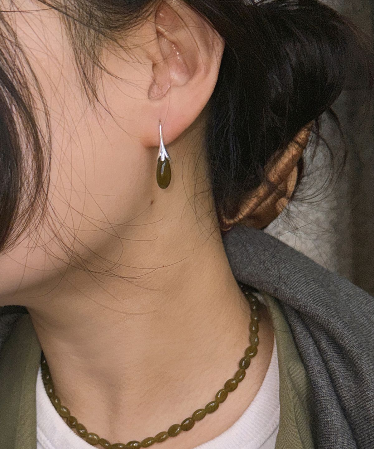 마르타(MARTA) 925 silver. Pebble necklace_Olive