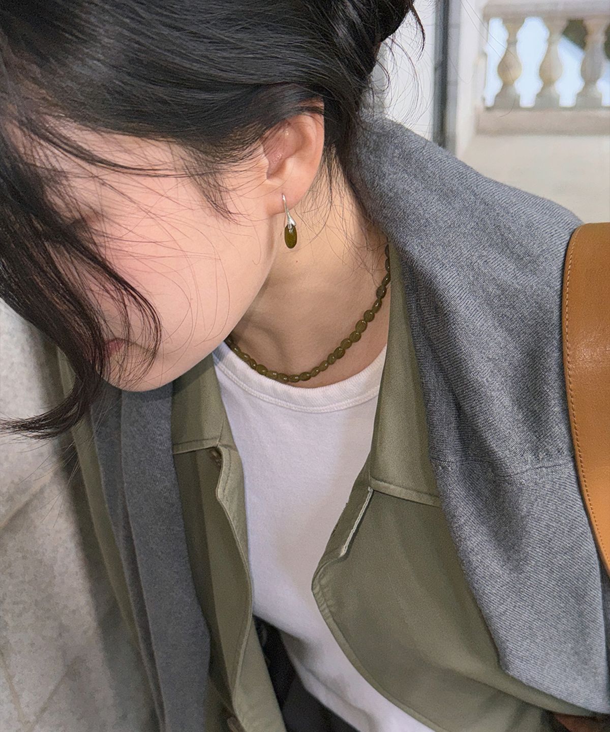 마르타(MARTA) 925 silver. Pebble necklace_Olive