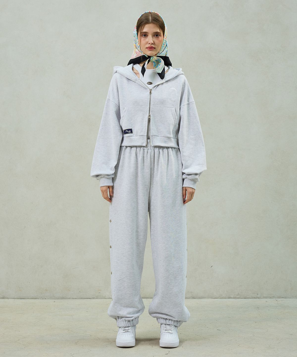 아리킴(ARIKIM) PITA HOOD ZIP-UP / WHITE_MELANGE