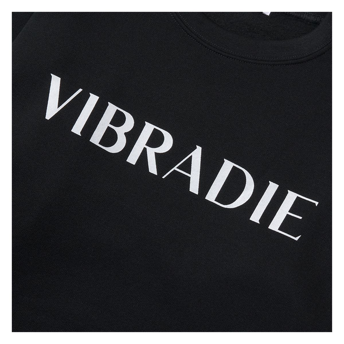 바이브라디(VIBRADIE) VB 여성 로고 블랙 맨투맨