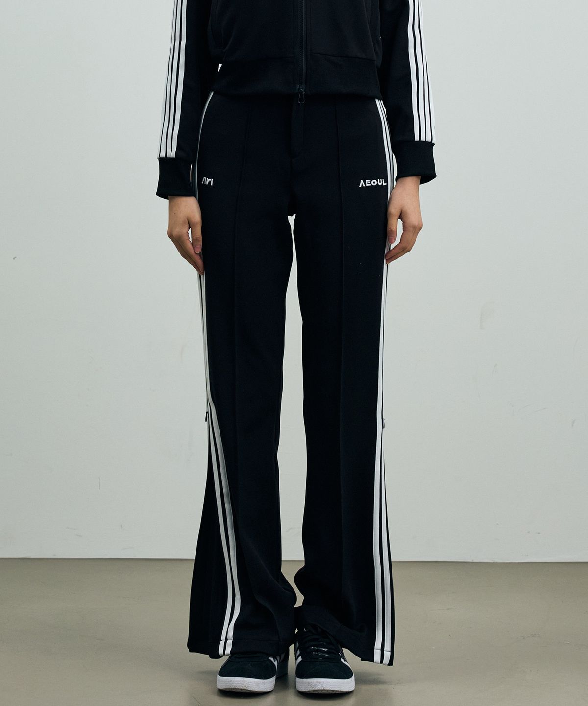 아리킴(ARIKIM) JOEL JERSEY TRACK PANTS / BLACK