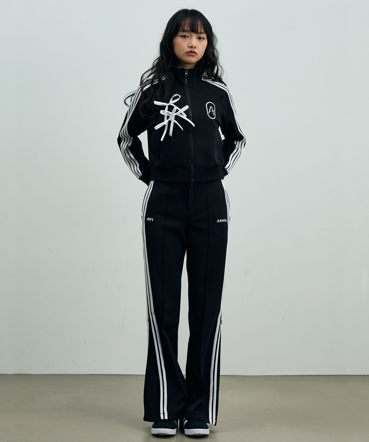 아리킴(ARIKIM) JOEL JERSEY TRACK PANTS / BLACK