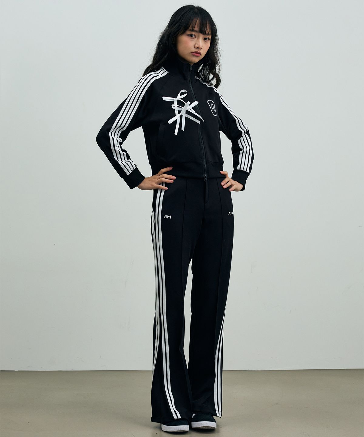 아리킴(ARIKIM) JOEL JERSEY TRACK PANTS / BLACK