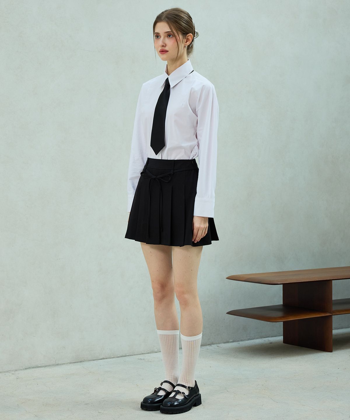 아리킴(ARIKIM) DOROTHY PLEATS SKIRT PANTS / BLACK