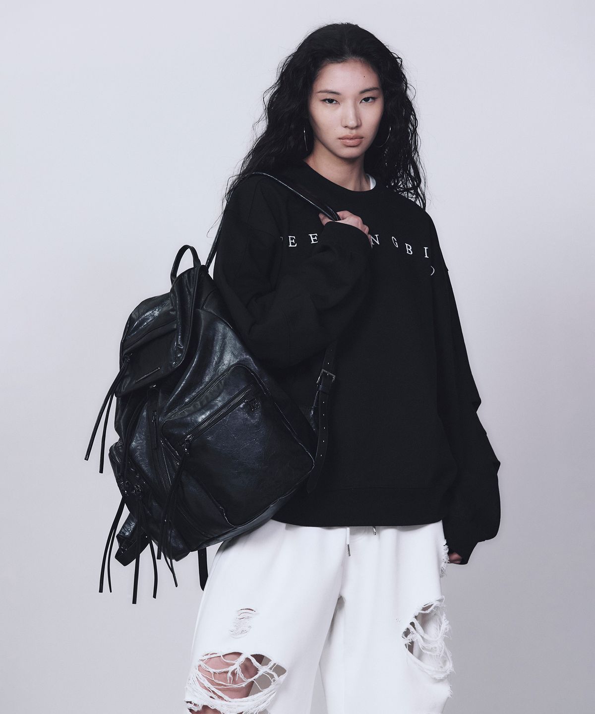 트리밍버드(TREEMINGBIRD) Horizon Logo Sweat Shirt [ Black ]