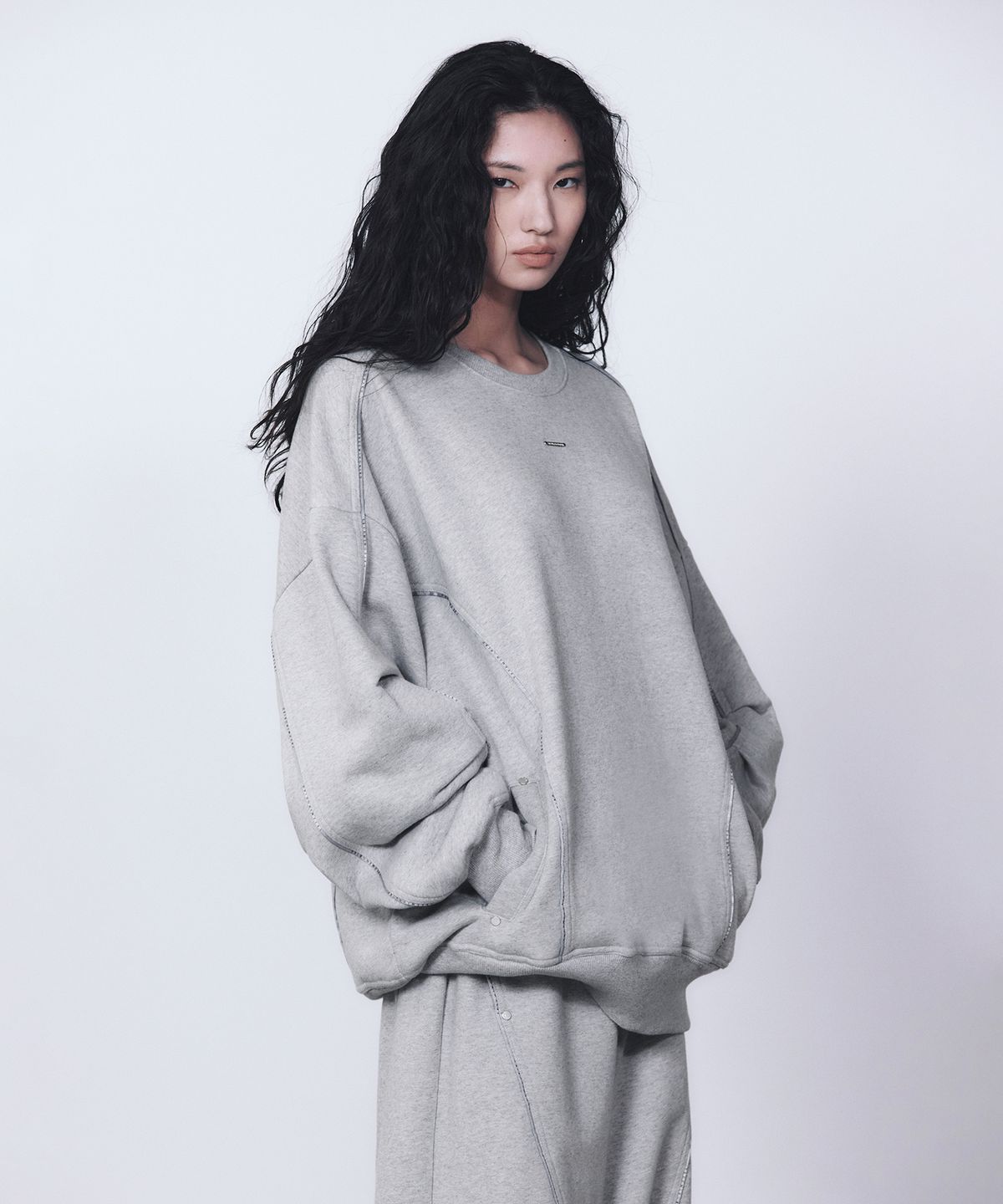 트리밍버드(TREEMINGBIRD) TMB Logo Piping Sweat Shirt [ Melange Gray ]