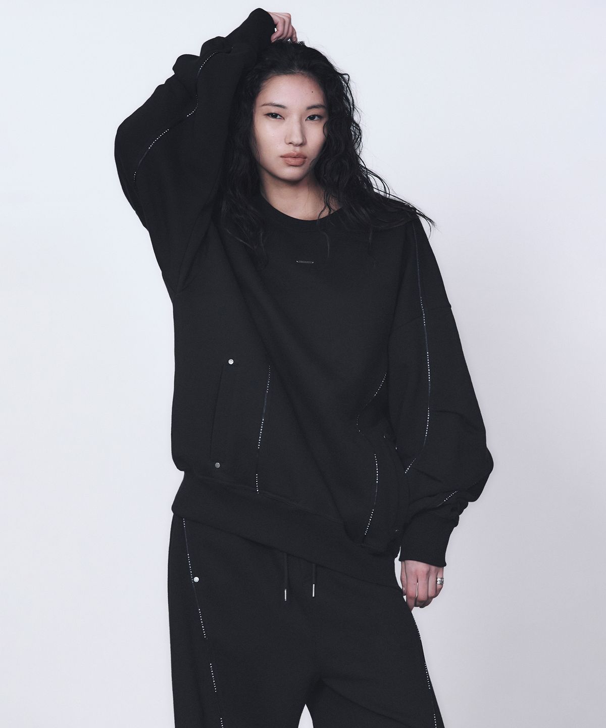 트리밍버드(TREEMINGBIRD) TMB Logo Piping Sweat Shirt [ Black ]