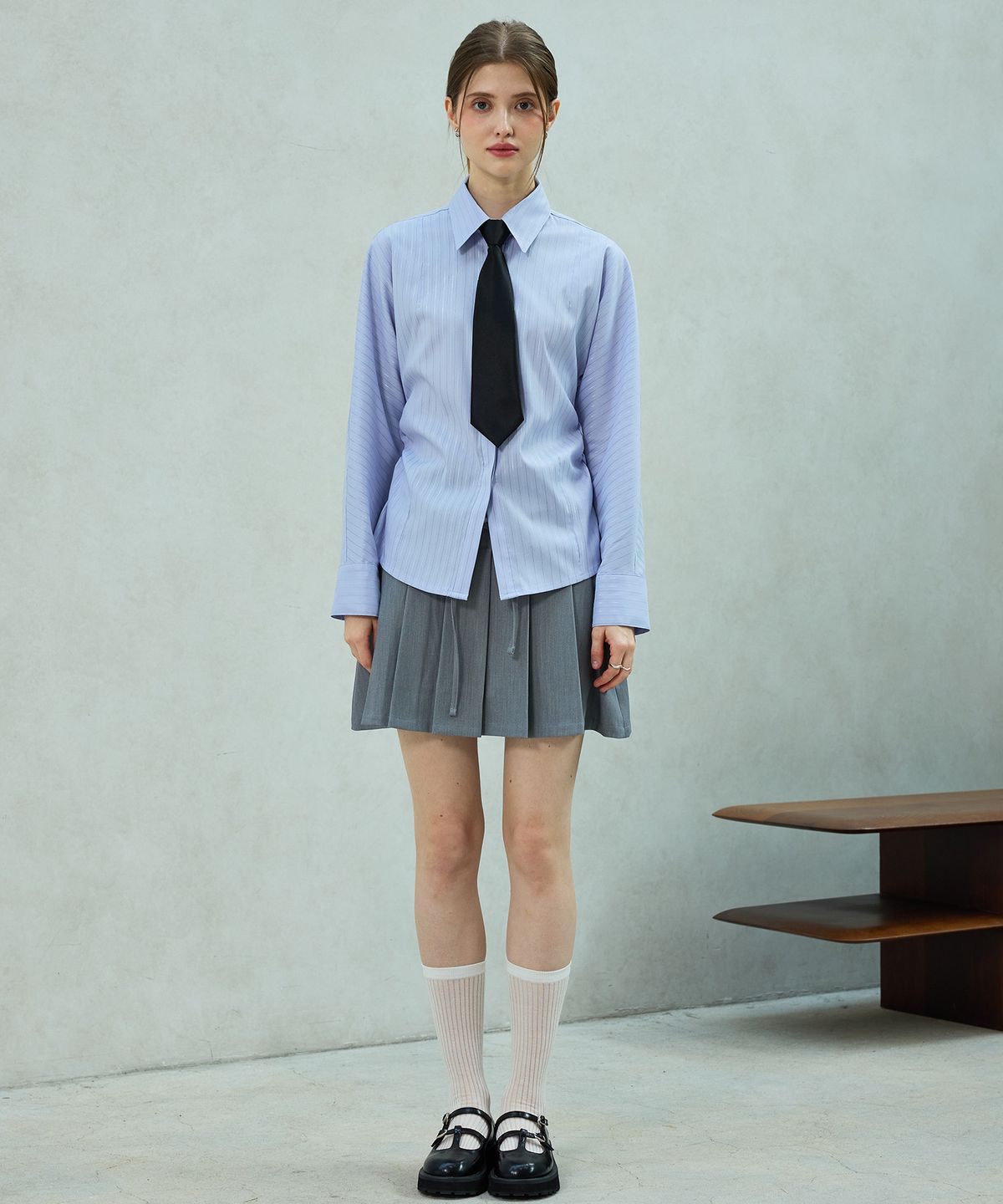 아리킴(ARIKIM) LOWELL SLIM FIT STRIPE SHIRRLING SHIRT / SKY BLUE